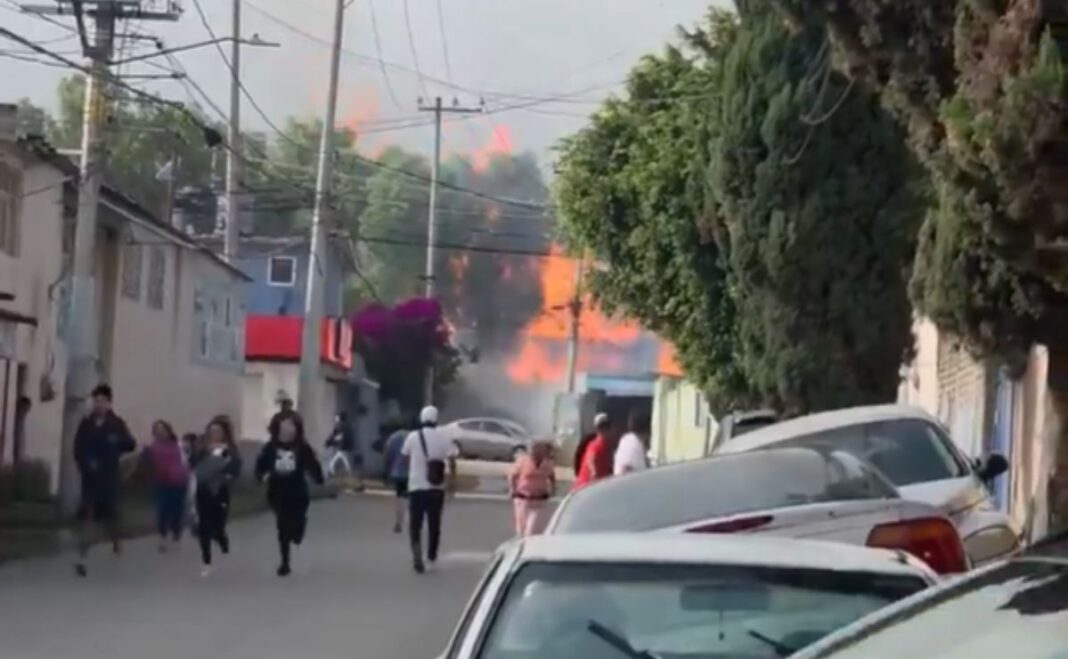 Explosión en gasera de Coacalco deja daños materiales y sin lesionados