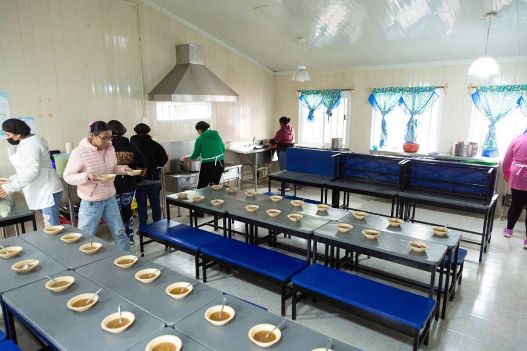 Integra DIF de San Juan del Río 204 comités de desayunos