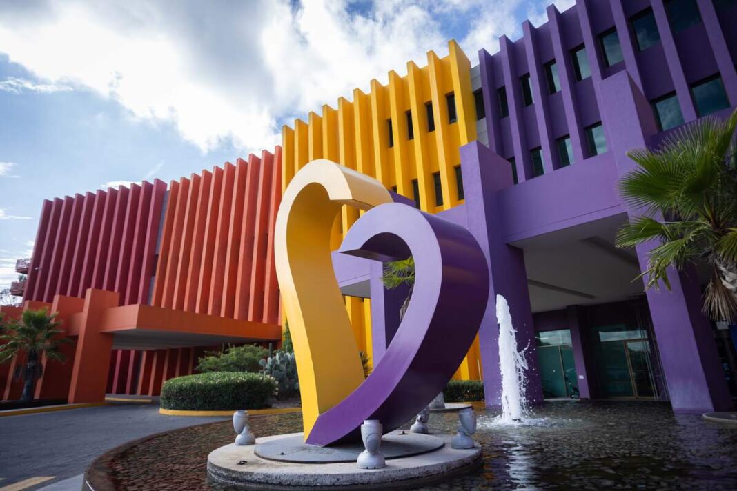 Querétaro inaugura equipo de radioterapia adaptativa para niños con cáncer en HITO