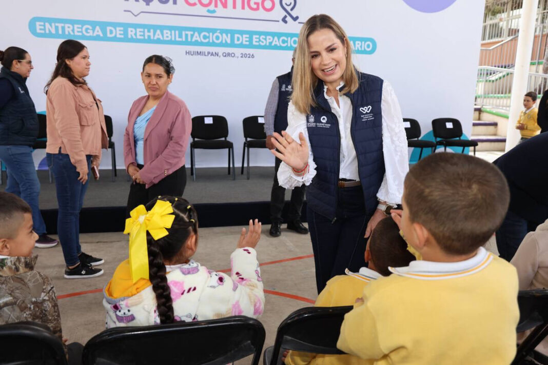 Rehabilitan Aula Cocina en primaria Cristóbal Colón de Huitrón, Huimilpan