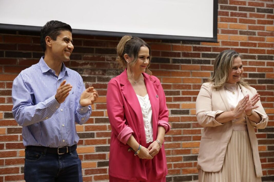 SEDESOQ capacita a personal de Transporte Escolar en Querétaro