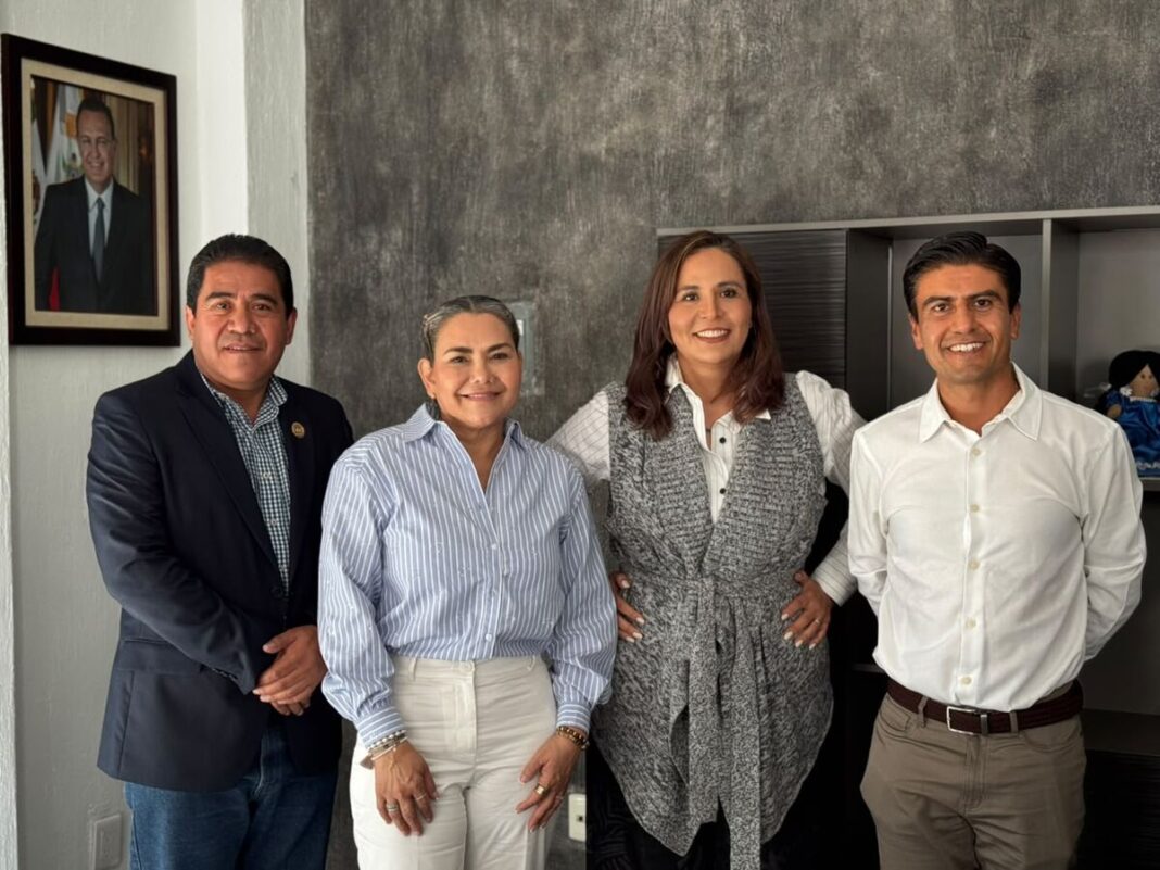 SEDESOQ coordina con SNTE entrega de apoyos a jubilados en Querétaro