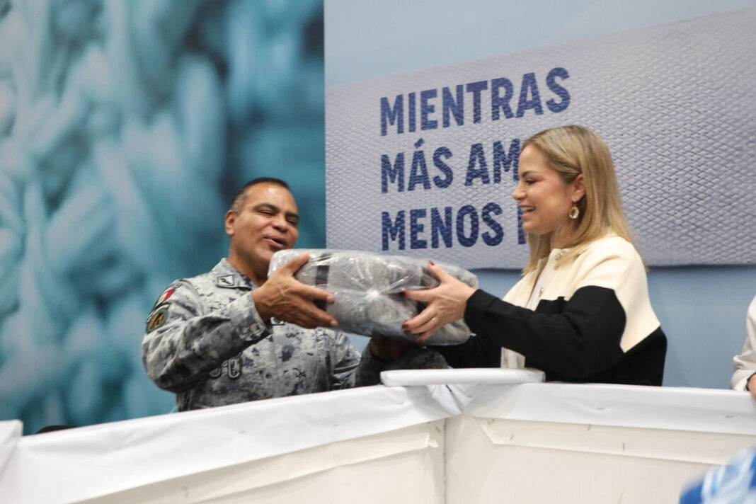 SEDIF inicia colecta de cobijas para el invierno en Querétaro