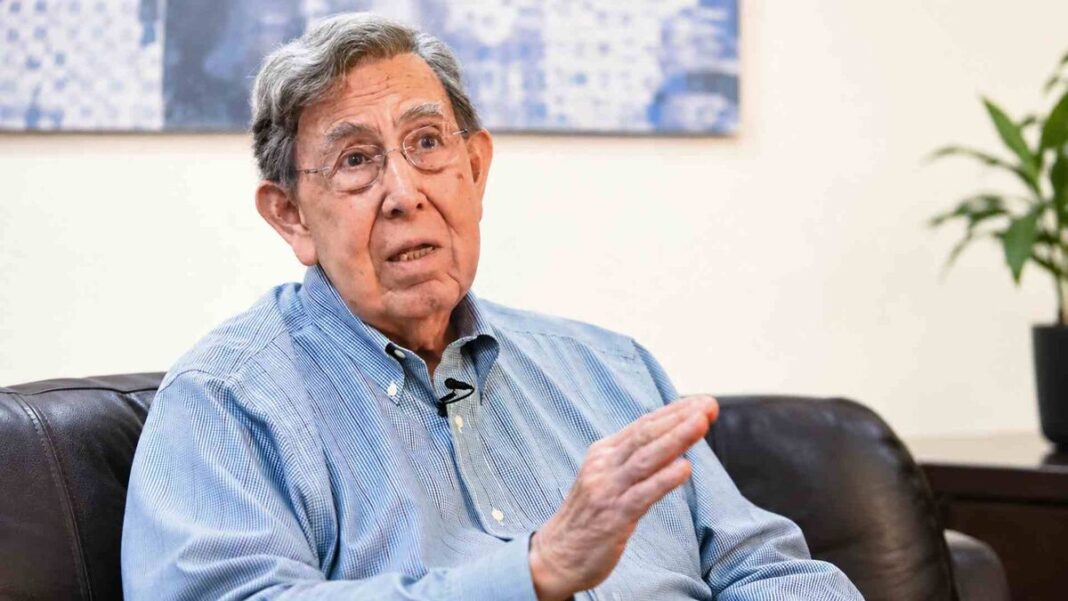 Sheinbaum lamenta la muerte de Cuauhtémoc Cárdenas Solórzano