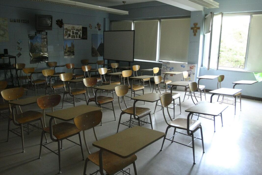 Suspenden clases en Guerrero por efectos del huracán Trudy